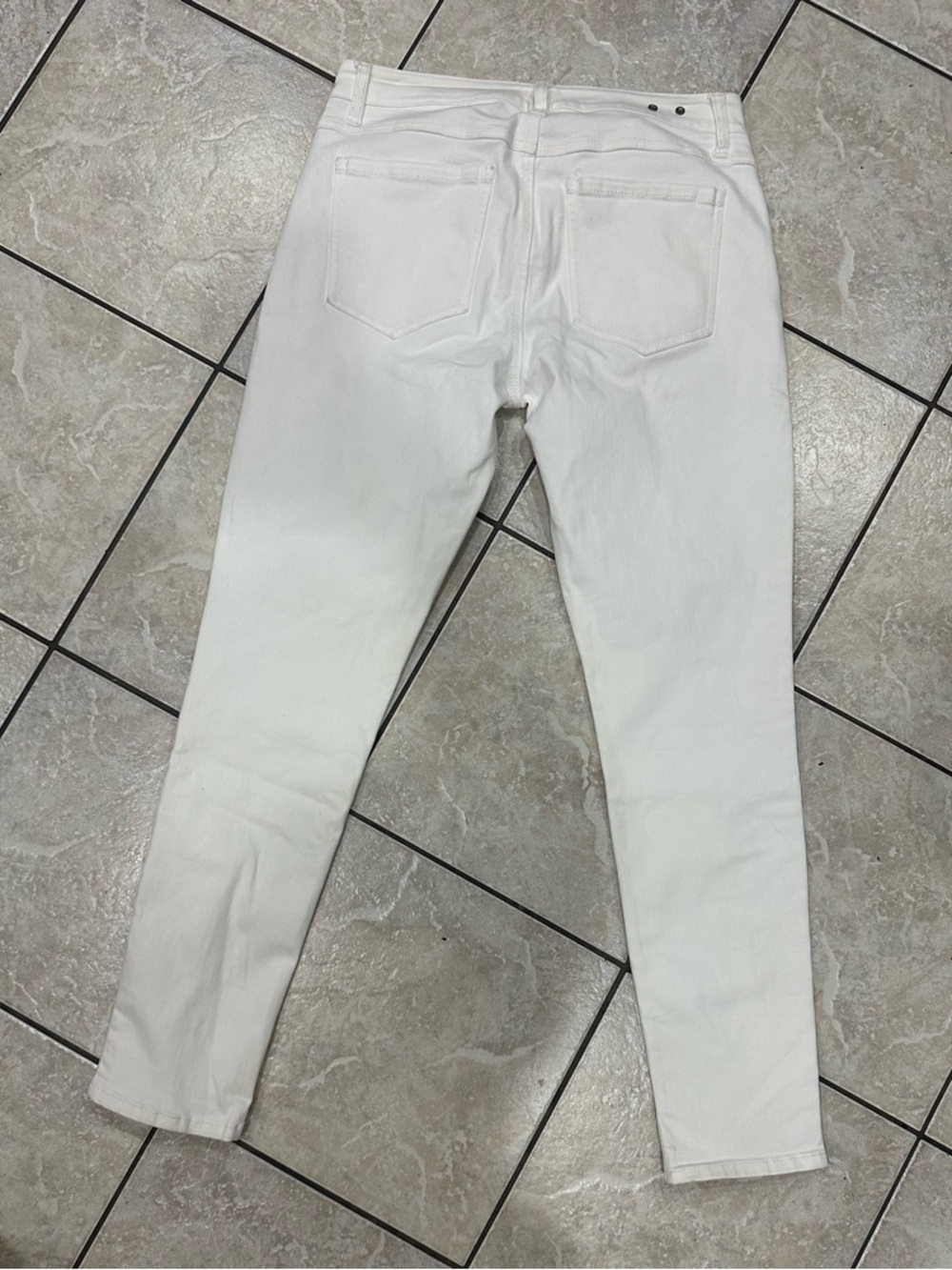 CAbi White Skinny Jeans with Zip Pocket Detail - Picture 2 of 5